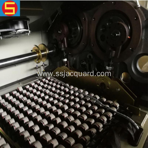 Electronic Jacquard Machines for Weaving Carpet and Rugs